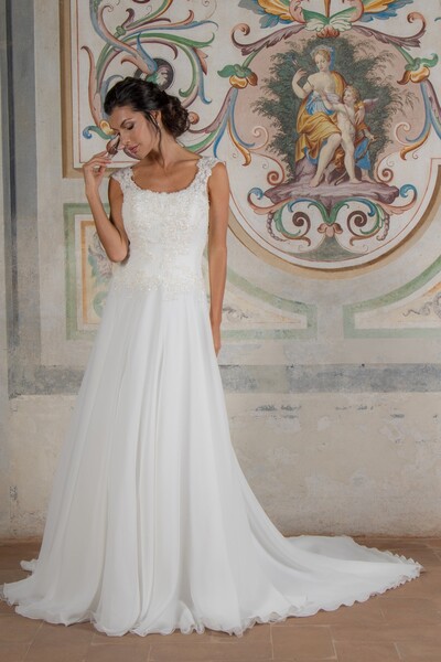Abito da sposa modello V80R81